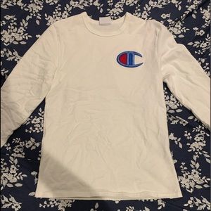 White long sleeve “Champion” Shirt. Never been worn, size S.